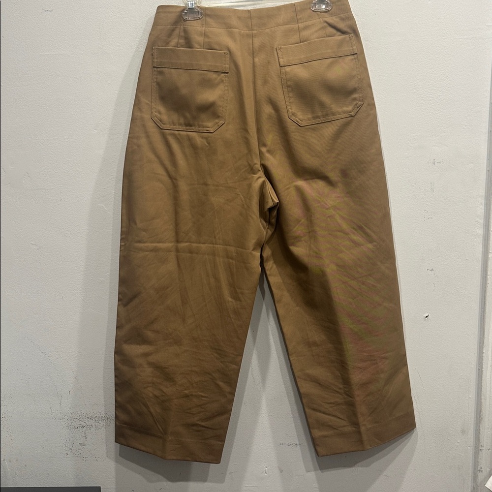 Banana Republic Cropped Wide-Leg Pants in Olive - Picture 8 of 10